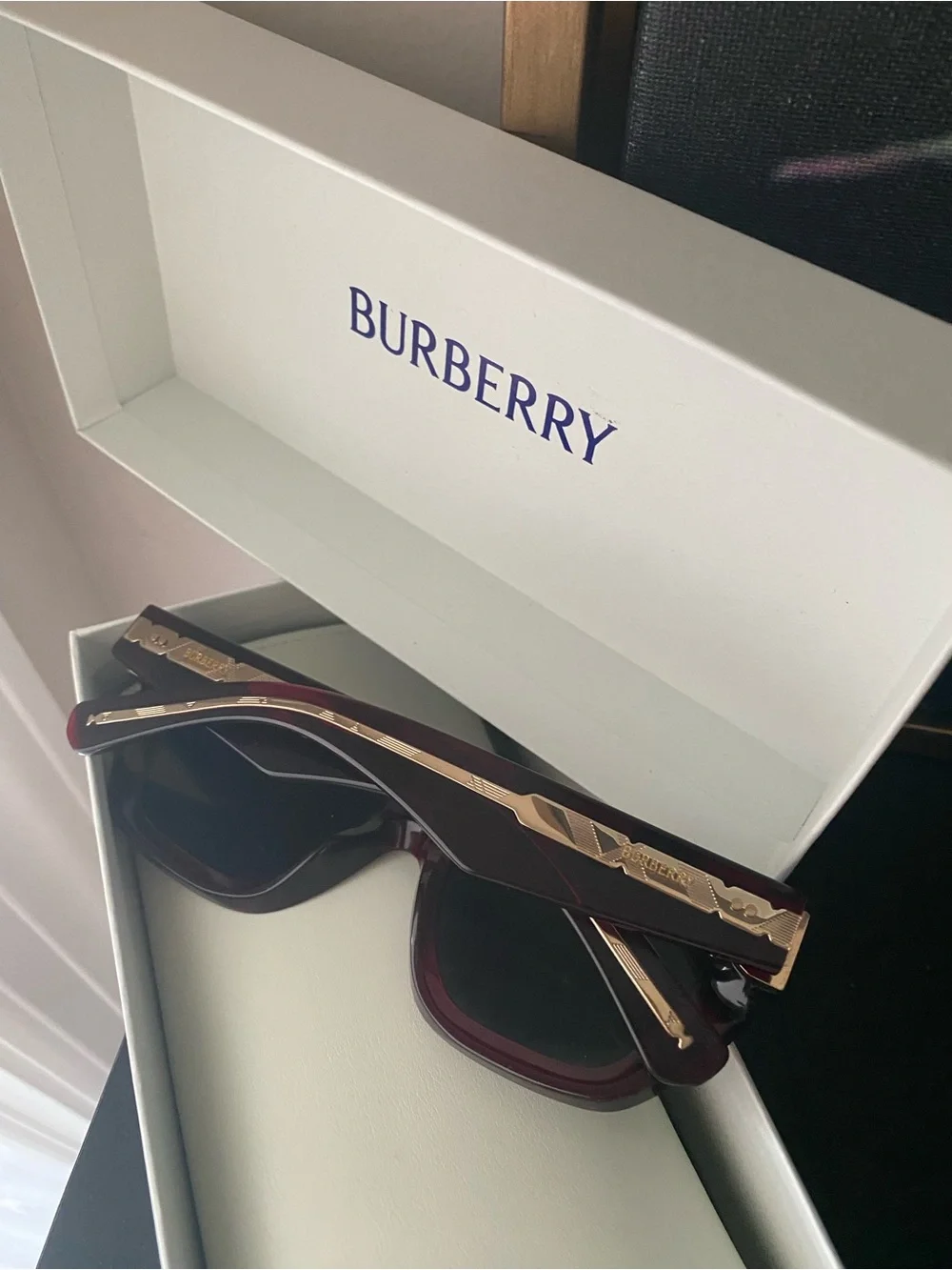 Authentic Burberry Sunglasses | Excellent Condition | Retail $485
